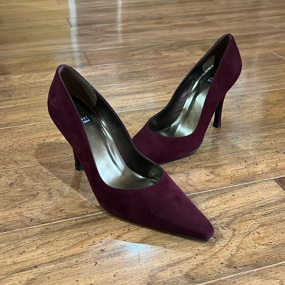 NWOT Stuart Weitzman Suede Maroon Heels